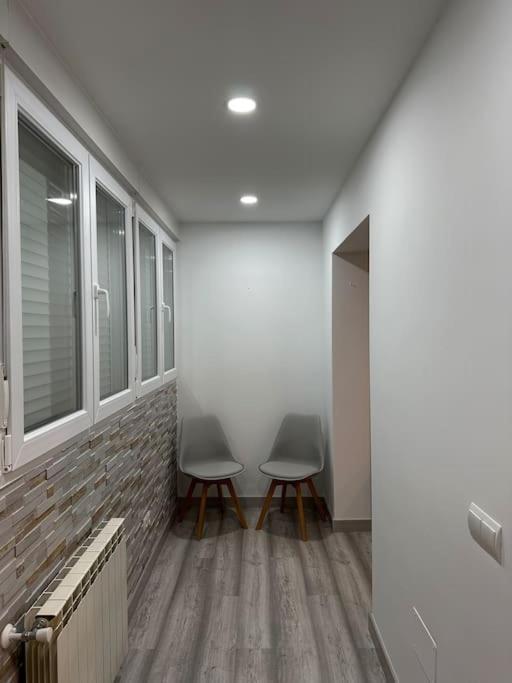 Cozy 1-Bedroom Apartment มาดริด ภายนอก รูปภาพ